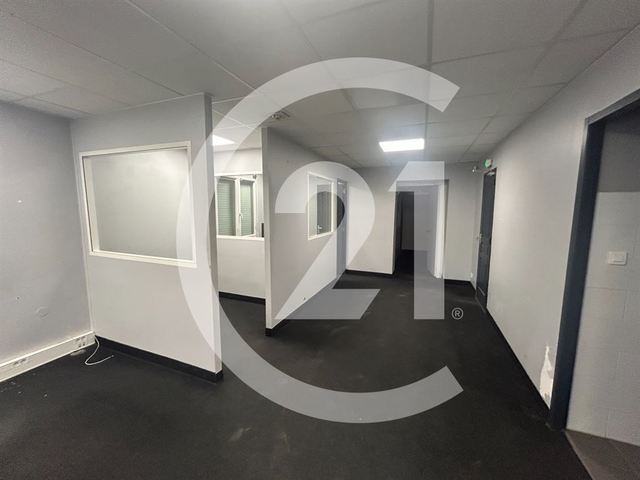 Local d'activité à louer - 880.0 m2 - 07 - Ardeche