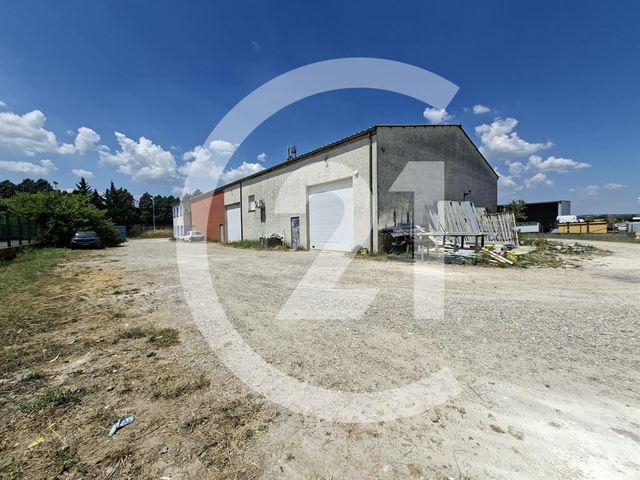Local d'activité à louer - 400.0 m2 - 38 - Isere