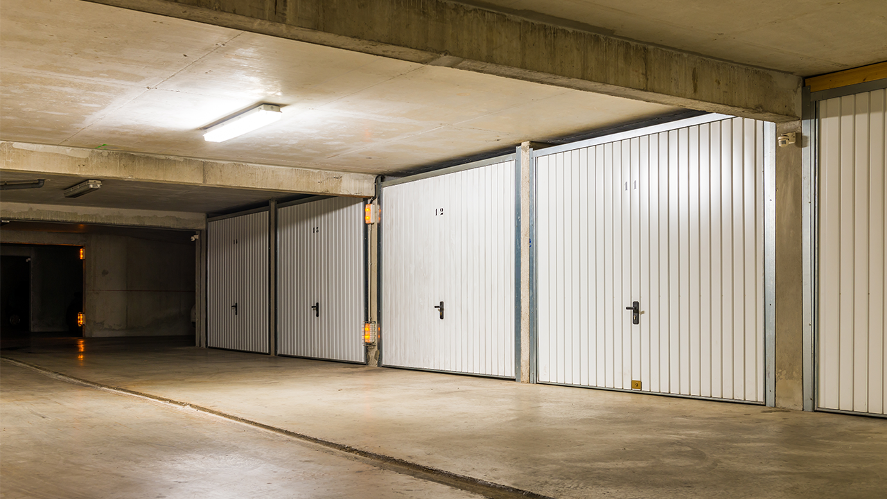 Des investissements lucratifs : les petites superficies et les parkings.