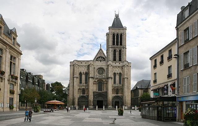 Saint-Denis - Immobilier - CENTURY 21 Riva Immobilier - Basilique