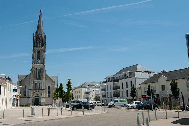 Saint-Sébastien-sur-Loire - Immobilier - CENTURY 21 By Ouest - Place_de_l'église