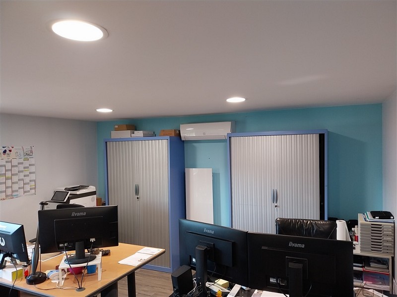 Local d'activité à louer - 233.0 m2 - 44 - Loire-Atlantique