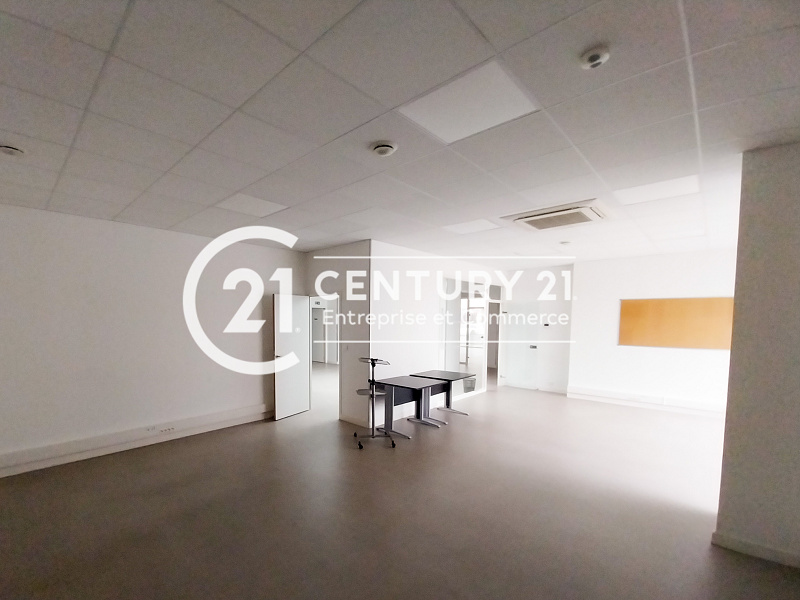 Tous commerces à louer - 251.0 m2 - 44 - Loire-Atlantique