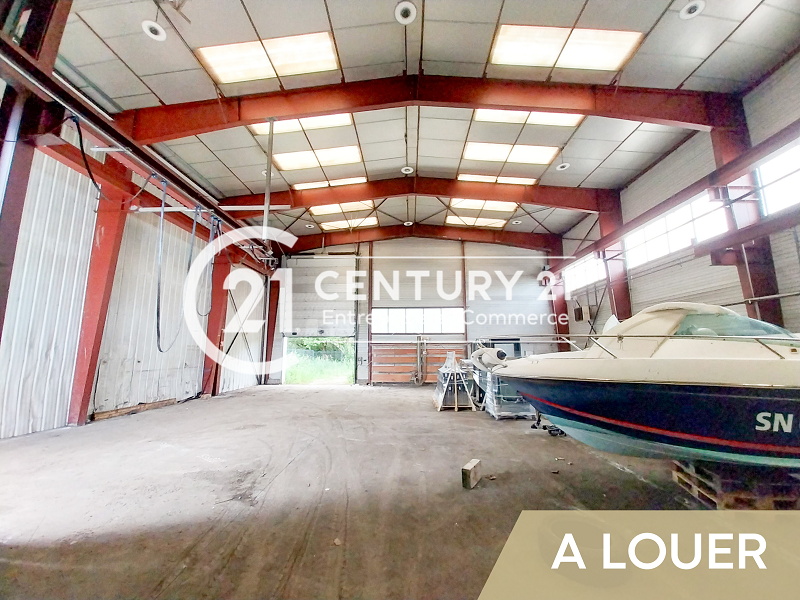 Local commercial à louer - 2296.0 m2 - 44 - Loire-Atlantique