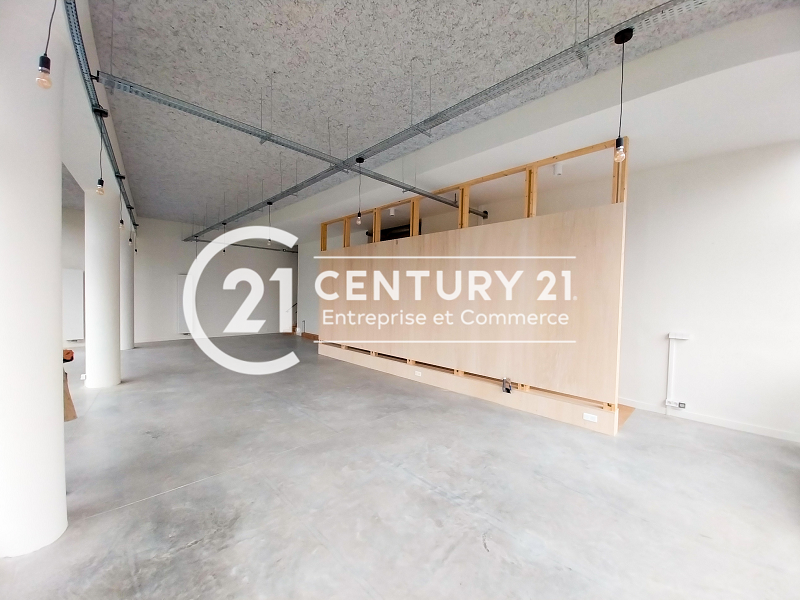 Tous commerces à louer - 144.0 m2 - 44 - Loire-Atlantique