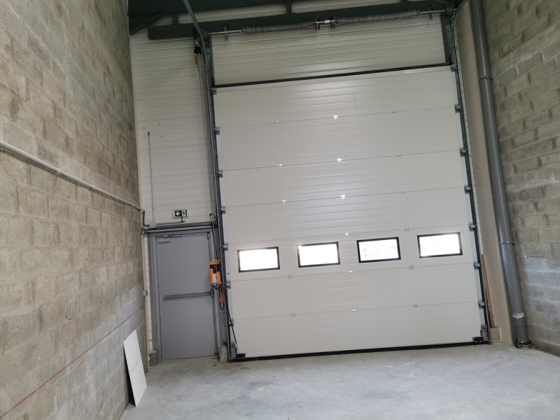 Local d'activité à louer - 124.0 m2 - 44 - Loire-Atlantique