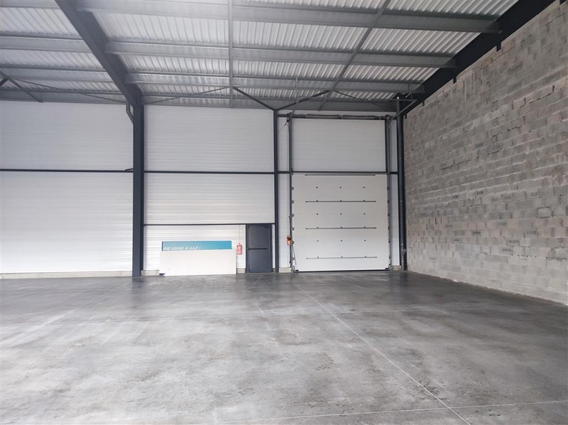 Local d'activité à louer - 350.0 m2 - 44 - Loire-Atlantique