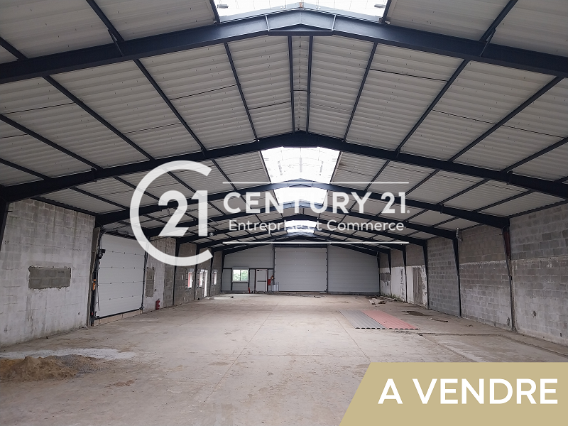 Entrepôt à vendre - 742.0 m2 - 44 - Loire-Atlantique