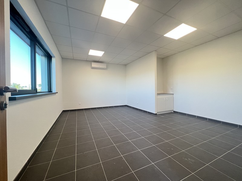 Local d'activité à louer - 168.0 m2 - 81 - Tarn