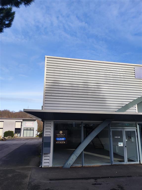 Local d'activité à louer - 165.0 m2 - 44 - Loire-Atlantique