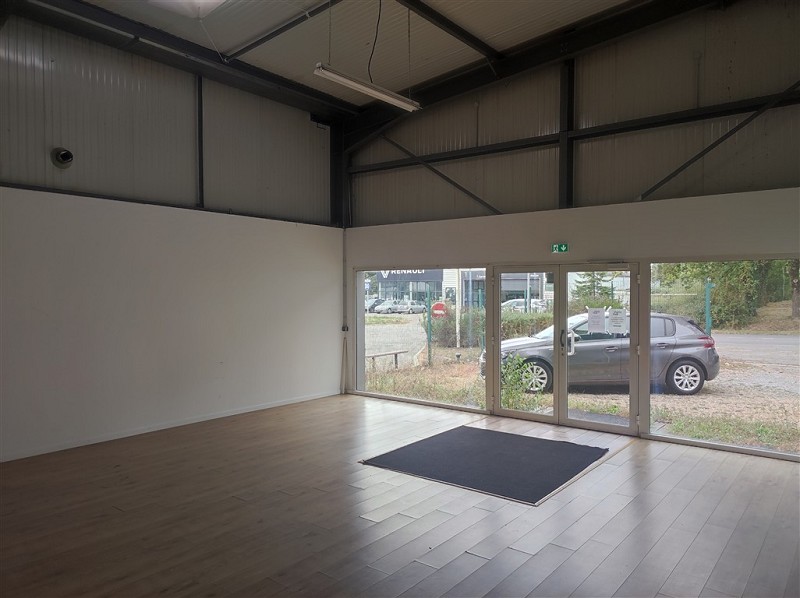 Local d'activité à louer - 176.0 m2 - 44 - Loire-Atlantique