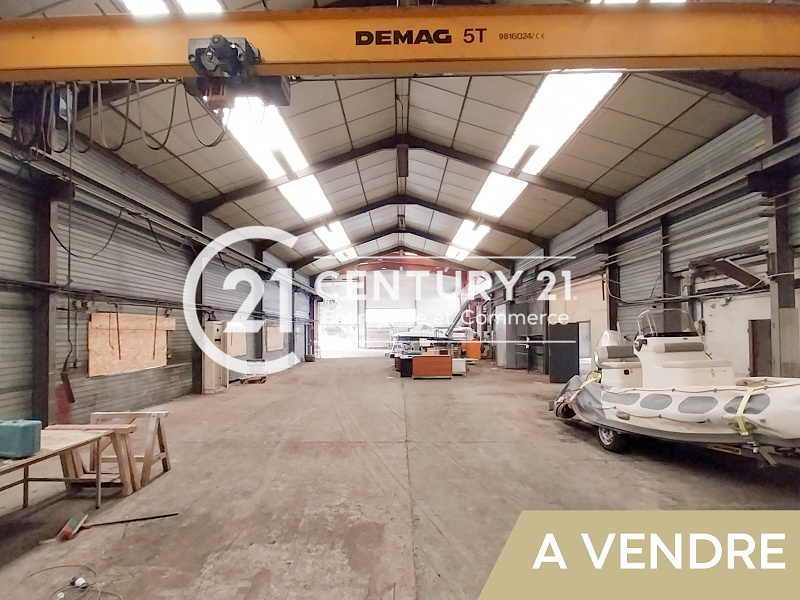 Local d'activité à vendre - 1800.0 m2 - 44 - Loire-Atlantique