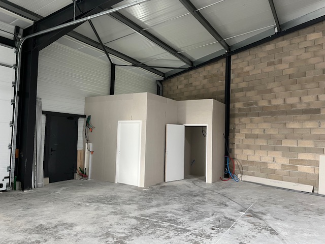 Local commercial à louer - 322.0 m2 - 81 - Tarn