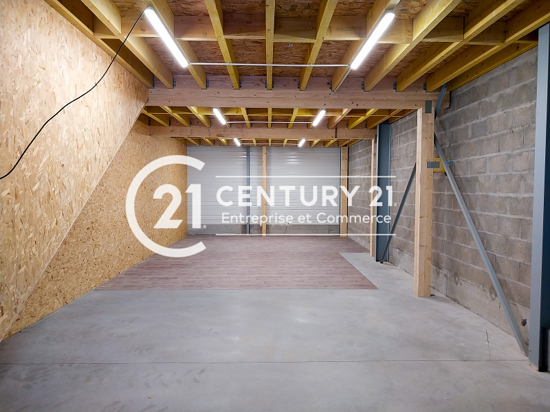 Local d'activité à louer - 90.0 m2 - 44 - Loire-Atlantique