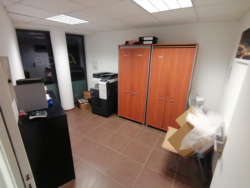 Bureaux à louer - 90.0 m2 - 29 - Finistere