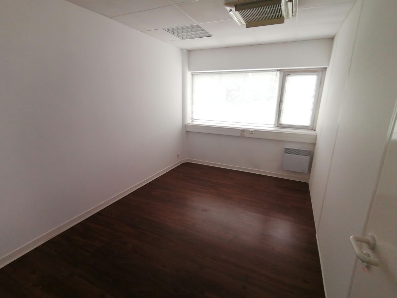 Bureaux à louer - 85.0 m2 - 29 - Finistere