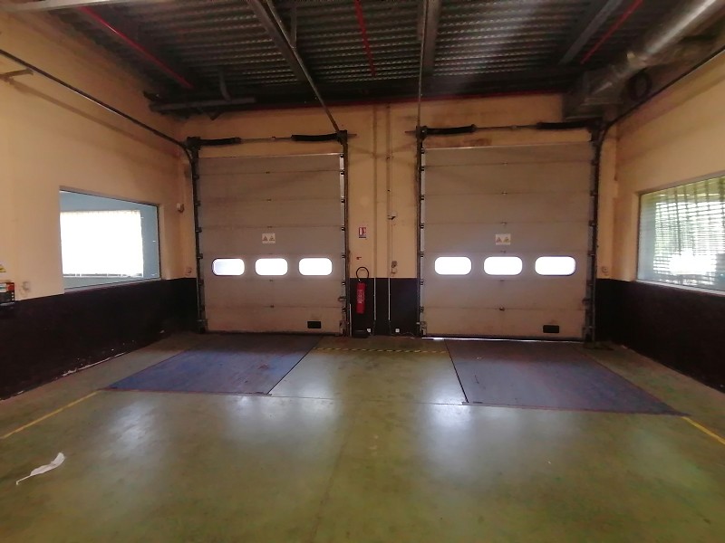Entrepôt à louer - 1500.0 m2 - 29 - Finistere