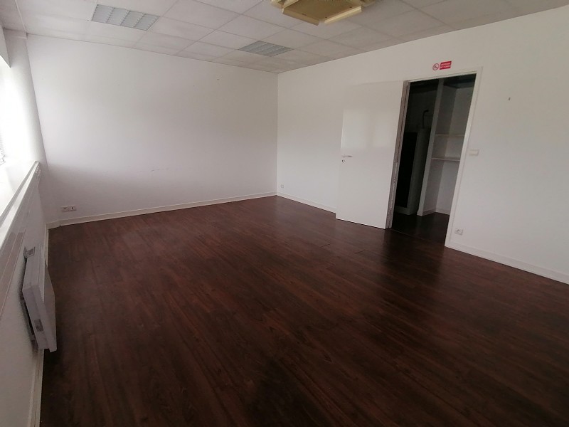Bureaux à louer - 85.0 m2 - 29 - Finistere