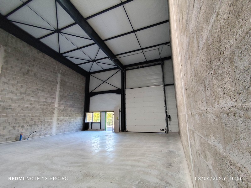 Entrepôt à louer - 137.0 m2 - 29 - Finistere
