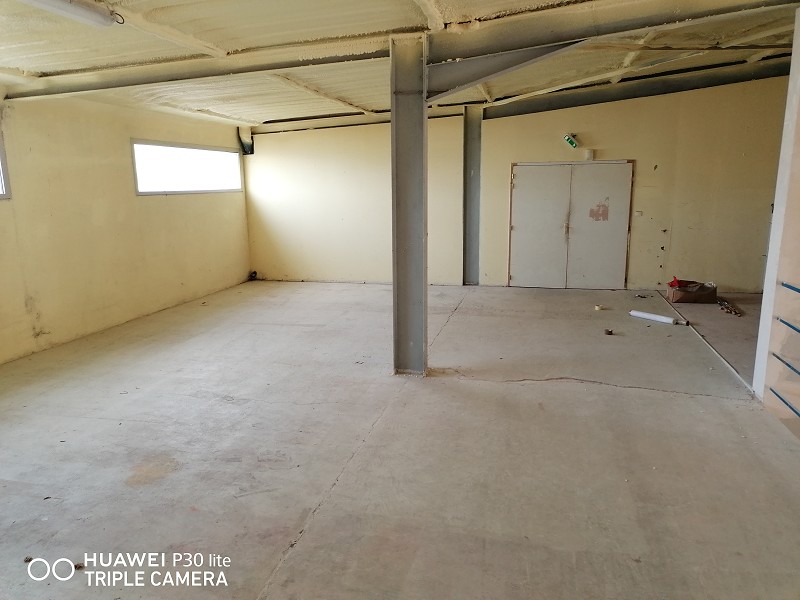 Entrepôt à louer - 400.0 m2 - 29 - Finistere