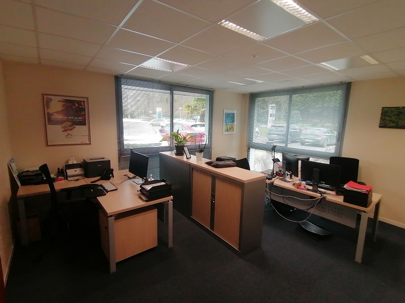 Bureaux à louer - 180.0 m2 - 29 - Finistere