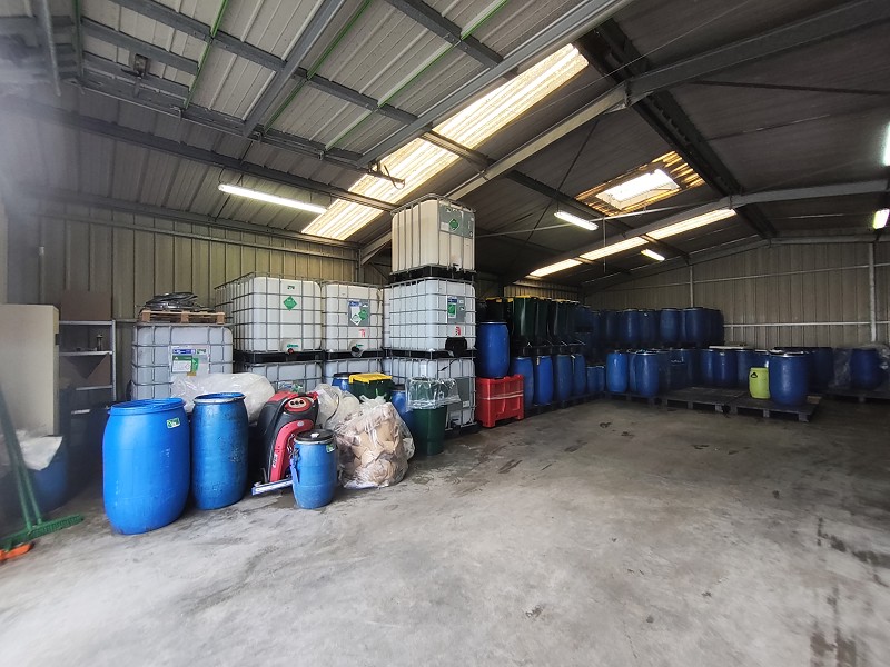Entrepôt à louer - 200.0 m2 - 29 - Finistere
