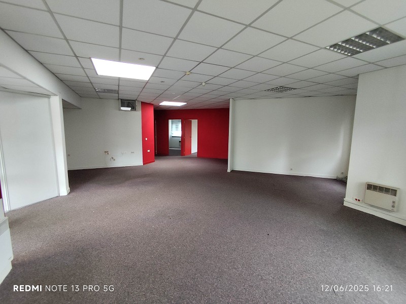 Bureaux à louer - 145.0 m2 - 29 - Finistere