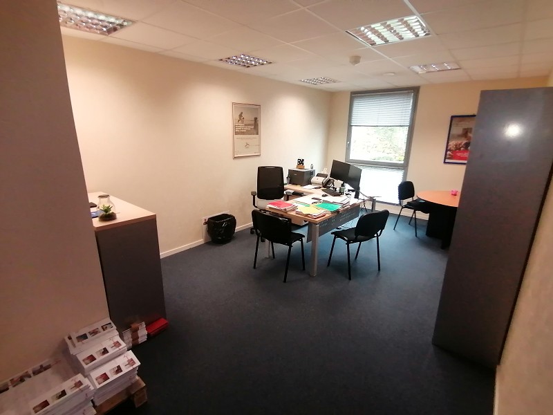 Bureaux à louer - 180.0 m2 - 29 - Finistere