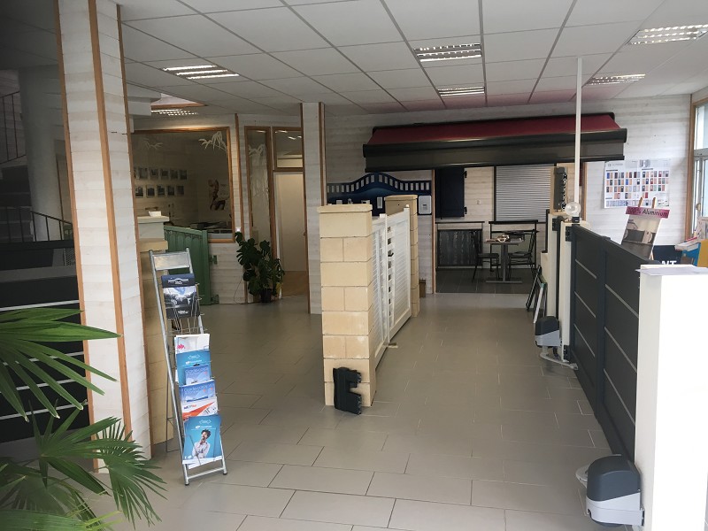 Local commercial à louer - 430.0 m2 - 29 - Finistere