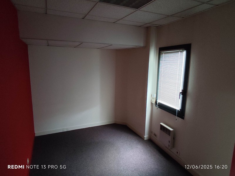 Bureaux à louer - 145.0 m2 - 29 - Finistere