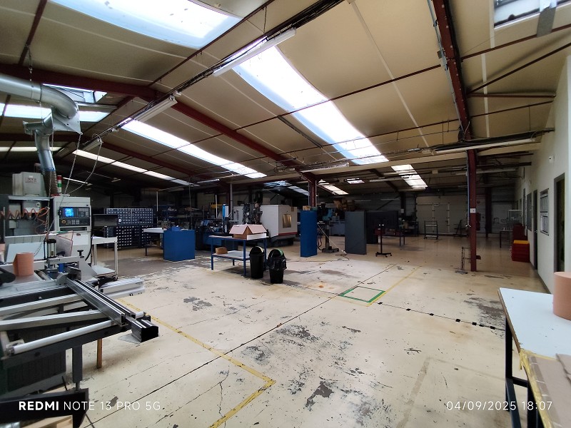 Local d'activité à vendre - 1000.0 m2 - 29 - Finistere
