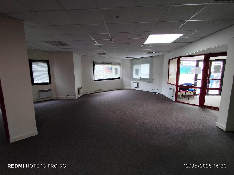 Bureaux à louer - 145.0 m2 - 29 - Finistere
