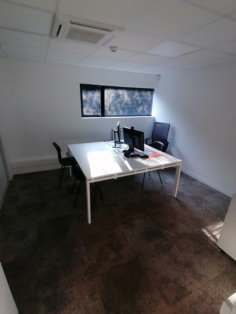 Local d'activité à louer - 1300.0 m2 - 29 - Finistere