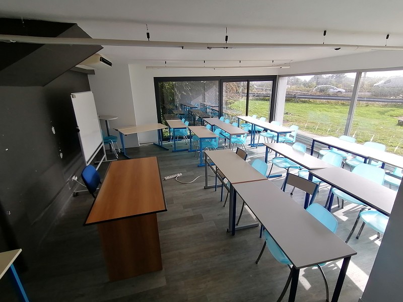 Bureaux à louer - 470.0 m2 - 29 - Finistere