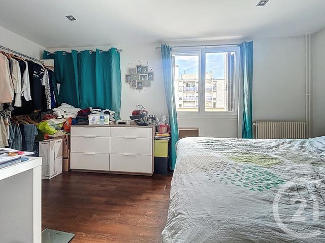 Appartement F3 &agrave; vendre - 4 pi&egrave;ces - 80 m2 - Melun - 77 - ILE-DE-FRANCE