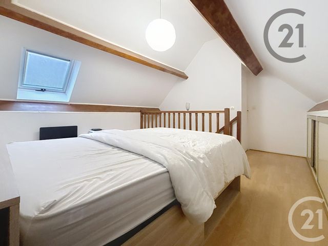 Appartement Duplex à louer - 2 pièces - 32,35 m2 - Melun - 77 - ILE-DE-FRANCE