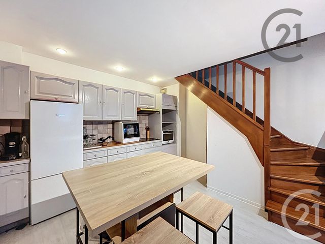 Appartement Duplex à louer - 2 pièces - 32,35 m2 - Melun - 77 - ILE-DE-FRANCE