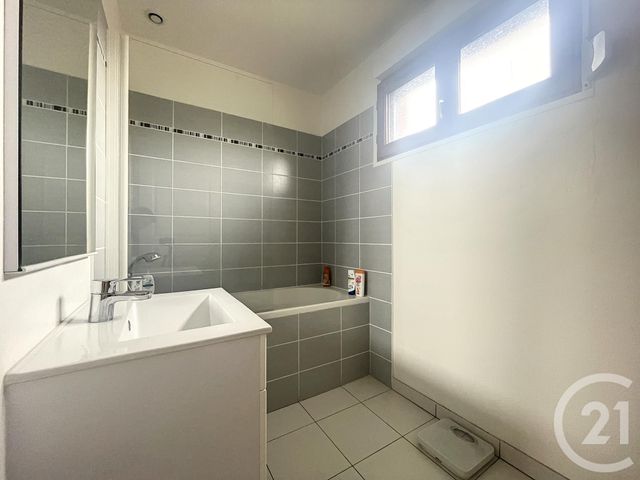 Maison à vendre - 5 pièces - 97,74 m2 - Sivry Courtry - 77 - ILE-DE-FRANCE