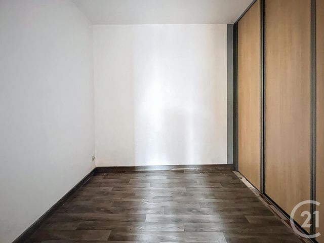 Appartement T2 à vendre - 2 pièces - 47,95 m2 - Melun - 77 - ILE-DE-FRANCE