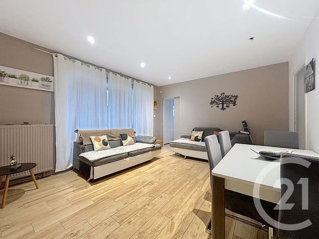 Appartement F4 &agrave; vendre - 4 pi&egrave;ces - 69,86 m2 - La Rochette - 77 - ILE-DE-FRANCE