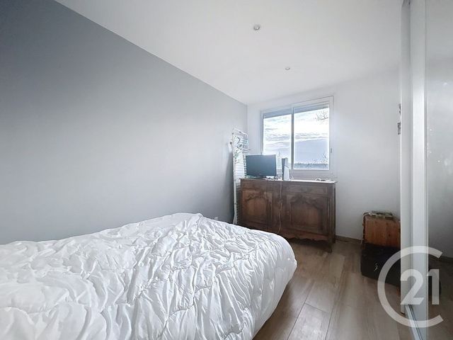 Appartement F4 &agrave; vendre - 4 pi&egrave;ces - 69,86 m2 - La Rochette - 77 - ILE-DE-FRANCE