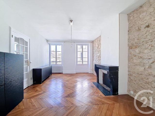 Maison &agrave; vendre - 10 pi&egrave;ces - 221,40 m2 - Melun - 77 - ILE-DE-FRANCE