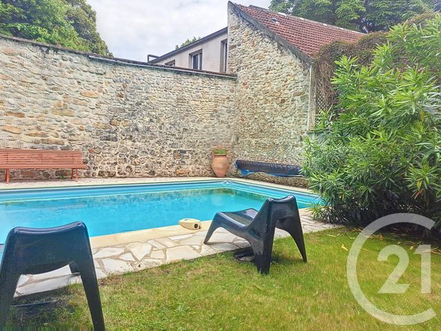 Maison à vendre - 10 pièces - 221,40 m2 - Melun - 77 - ILE-DE-FRANCE