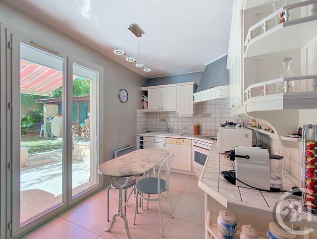 Maison &agrave; vendre - 7 pi&egrave;ces - 135 m2 - Vaux Le Penil - 77 - ILE-DE-FRANCE