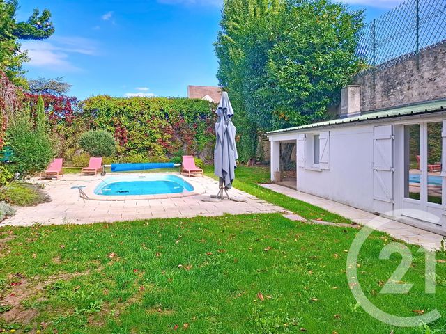 Maison &agrave; vendre - 8 pi&egrave;ces - 187 m2 - Melun - 77 - ILE-DE-FRANCE