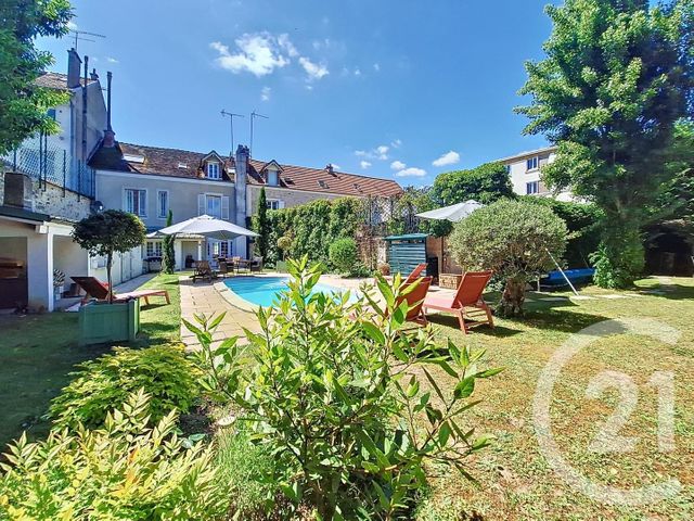 Maison &agrave; vendre - 8 pi&egrave;ces - 187 m2 - Melun - 77 - ILE-DE-FRANCE