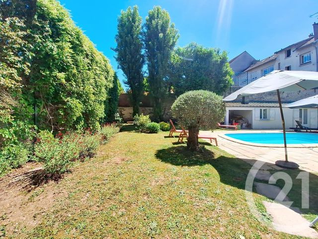Maison &agrave; vendre - 8 pi&egrave;ces - 187 m2 - Melun - 77 - ILE-DE-FRANCE