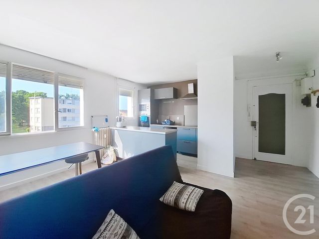 Appartement F3 à vendre - 3 pièces - 52,74 m2 - La Rochette - 77 - ILE-DE-FRANCE