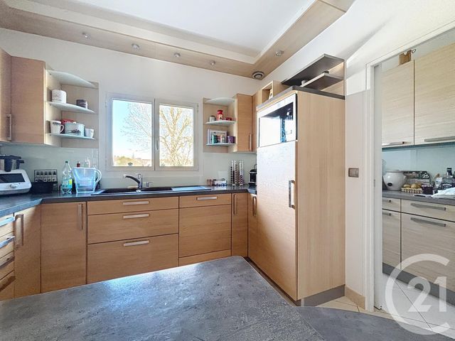 Maison à vendre - 11 pièces - 380,25 m2 - Vaux Le Penil - 77 - ILE-DE-FRANCE