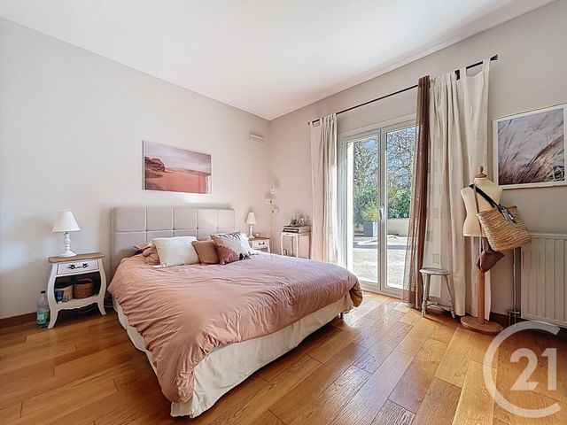 Maison à vendre - 11 pièces - 380,25 m2 - Vaux Le Penil - 77 - ILE-DE-FRANCE